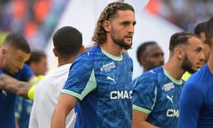 "Милан" франциялик ярим ҳимоячи билан келишувга эришди