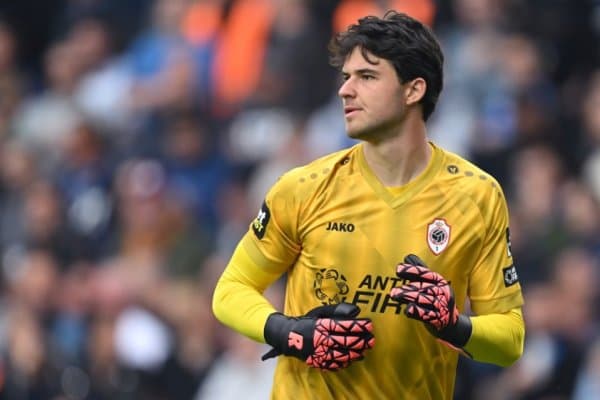 Муҳаммадали Ўринбоевнинг жамоадоши МЮга кўчиб ўтади