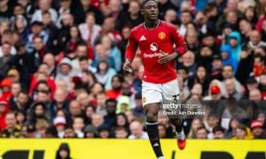 МЮ кетишни хоҳлаган футболчини жамоада олиб қолди