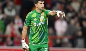 МЮ қизиққан дарвозабон жамоаси билан шартномасини янгилади