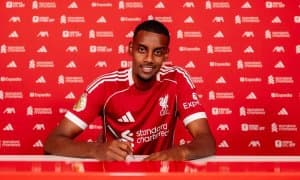  "Ливерпуль" Александер Исак трансферини эълон қилди