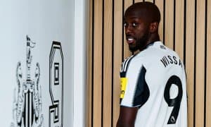 Йоан Висса "Ньюкасл" футболчисига айланди