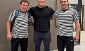 Олимпиада совриндорлари Японияга жўнаб кетишди