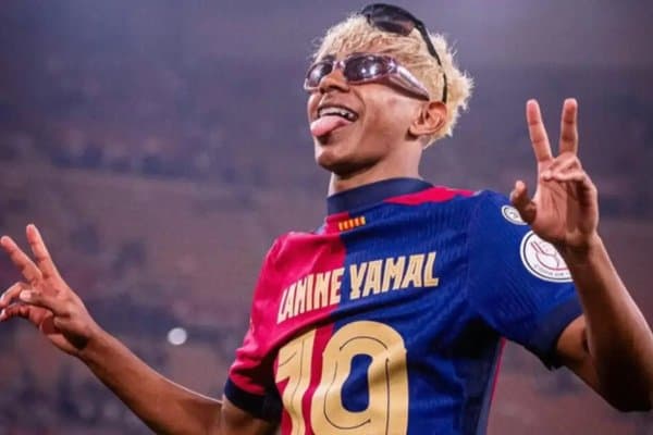 Ямал "Олтин тўп"ни ютишига ишонмоқда