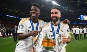 Карвахаль Винисус захирада ўтириб ҳам жамоага фойда келтиришини айтди