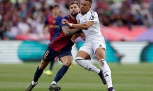 Иньиго Мартинес "Барса" сафидаги "Реал"га қарши ўйинлари ҳақида гапирди