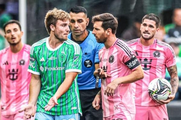 "Мен Аргентина терма жамоасида эканман сен у жамоада ҳеч қачон ўйнамайсан"