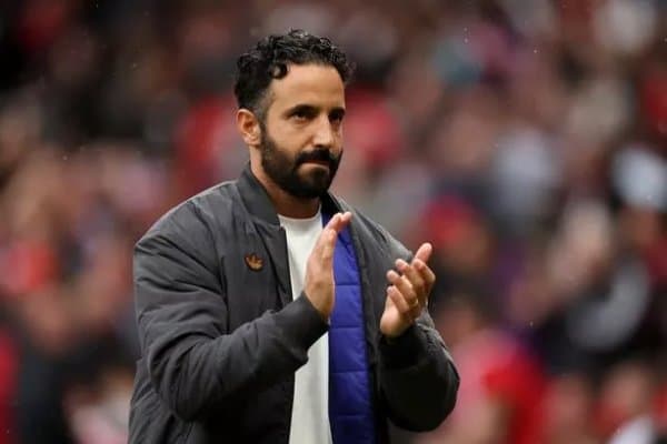 Аморим МЮ раҳбариятидан ранжиди