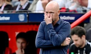 Ҳайдалган мураббий икки ойда 6 миллион евро олиб кетди