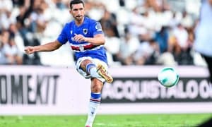 “Сампдория” футболчиси ўн марта пичоқ урилган қизни ўлимдан қутқариб қолди