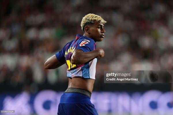 Ямаль паспортини йўқотиб қўйди