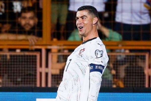 Месси энди ҳеч қачон Роналдуга етолмайди