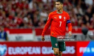 Роналду "Барча даврларнинг энг яхши футболчиси" совринини қўлга киритди 