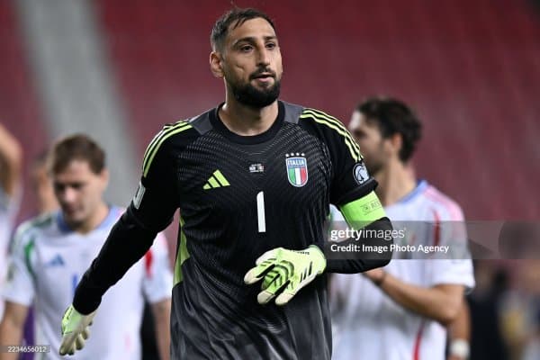 Расман! "Манчестер Сити" Доннарумма трансферини эълон қилди