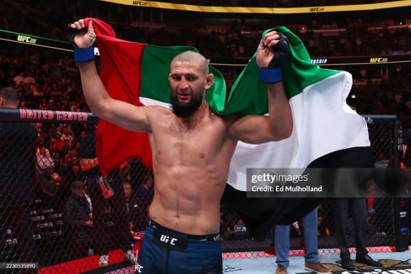 Хамзат Чимаев катта ишга қўл урди