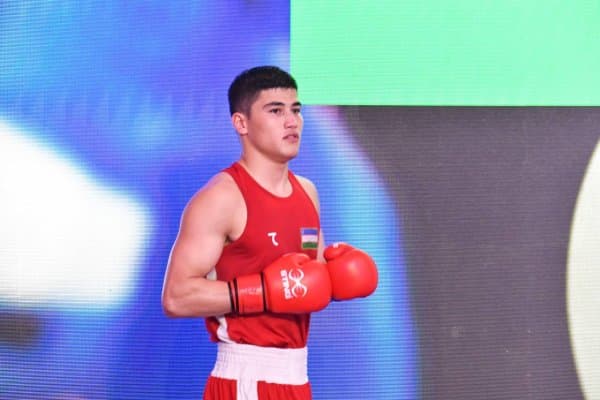 Жавоҳир Умматалиев рақибни қийнаб ташлади!