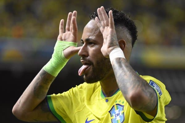 Анчелотти Неймарни термага олиш учун шарт қўйди