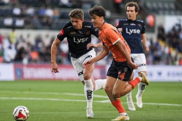 Шомуродов қайси машҳур клубларга гол урган?