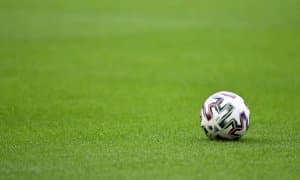 Терма жамоада ўйнаган футболчи учрашув вақтида вафот этди