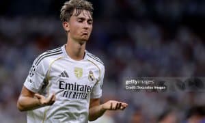 Хаусеннинг дисквалификацияси битта ўйинга қисқартирилди 