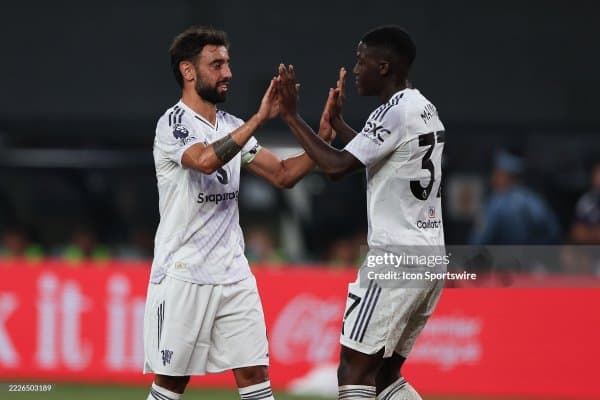 "Ньюкасл" "Манчестер Юнайтед" футболчисини ўз сафига қўшиб олмоқчи 