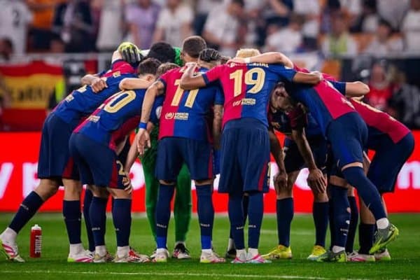 “Барса” бир ўйинчидан қутила олмаяпти