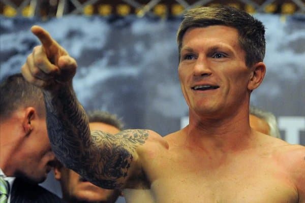 Миҳаил Криволапов: “Рики Хаттон айиқ каби кучли эди”