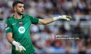 Флик дарвозабоннинг ҳаракатларидан ҳайратда