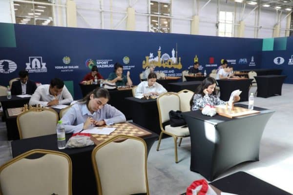 ФИДЕ организовала семинар для арбитров в Самарканде