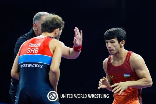 Алишер Ғаниев жаҳон чемпионати финалида, Абдулло Алиев бронза медали учун курашади