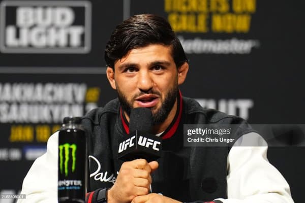 Арман Царукян: “Илия Топурия тез орада камаридан воз кечади"