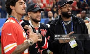 Неймар яна жароҳат туфайли сафдан чиқди