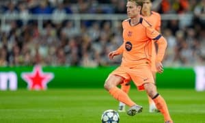 Деку: "Де Йонг билан музокаралар олиб боряпмиз"