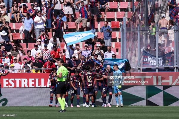 Ла Лига. Икки киши кам бўлиб қолган "Жирона" йирик ҳисобда "Леванте"га мағлуб бўлди