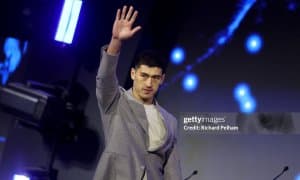 Дмитрий Бивол идеалидаги футболчини тузди