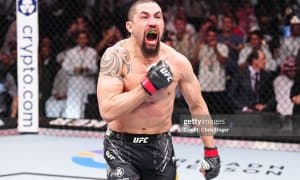 Роберт Уиттакер UFC собиқ чемпиони билан жанг қилмоқчи