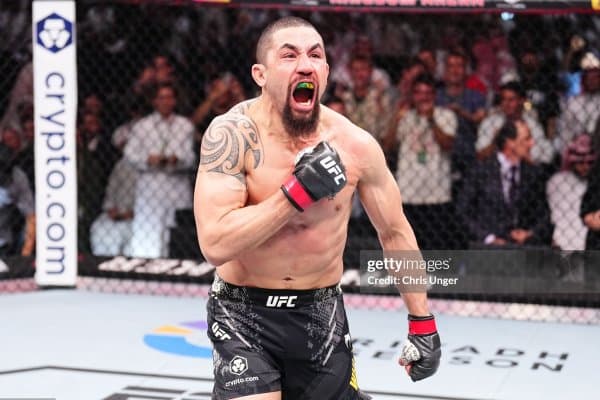 Роберт Уиттакер UFC собиқ чемпиони билан жанг қилмоқчи