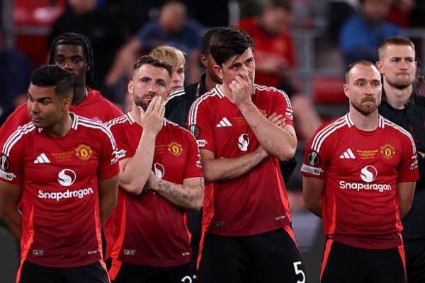 Магуайр Шоуни ҳимоя қилди