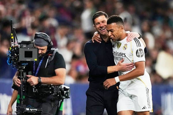 "Реал" Хаби Алонсо қўл остида идеал старт олди