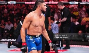 Жонни Уокер: "Ўрта вазнда Хамзат Чимаевни мағлуб эта оладиган жангчи ҳозирча йўқ"