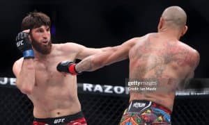 Магомед Анкалаев: "Алекс Перейра, реваншдан сўнг беъиани гапларни гапирма"