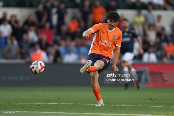 Шомуродовнинг барча голларини санаймиз...