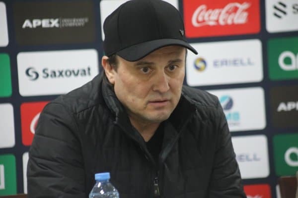 Февзи Давлетов: "Фақат биргина Турдимуродовга умид қилиб бўлмайди"