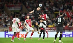 ЕЧЛ. "Манчестер Сити" сўнгги дақиқаларда ғалабани қўлдан чиқарди 