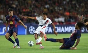 ПСЖ “Барса”ни “ер тишлатиш” бўйича рекорд ўрнатди, каталонияликлар эса гол уриш бўйича...