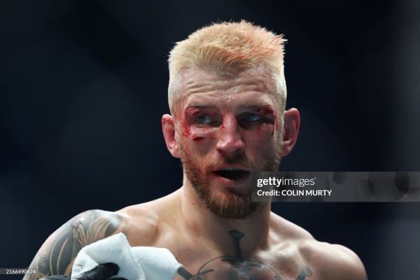 Дэн Хукер: "Биргина сабаб туфайли Арман Царукян билан жангга рози бўлдим"