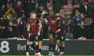 АПЛ. Кучли ёмғир остида ўтган учрашувда "Борнмут" камбэк амалга ошириб, "Фулхэм"ни мағлуб этди 