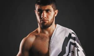 ММА жангчиси диний можаро сабабли ҳибсга олинди