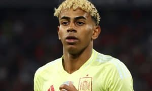 Раҳбарият Ямал туфайли “Барса” ва Испания терма ўртасида чиққан зиддиятга муносабат билдирди