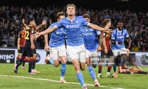 А Серия. "Наполи" камбэк амалга ошириб, 3 очкони қўлга киритди